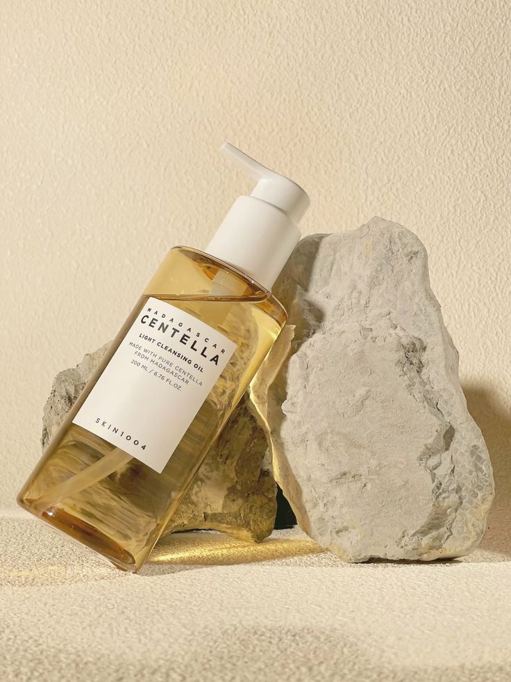 SKIN1004 Centella Light Cleansing Oil - Korean Gentle Double Face Cleanser 200ml